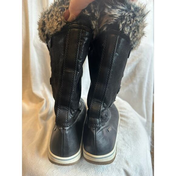 size 7 Steve Madden snow boots - Picture 4 of 7